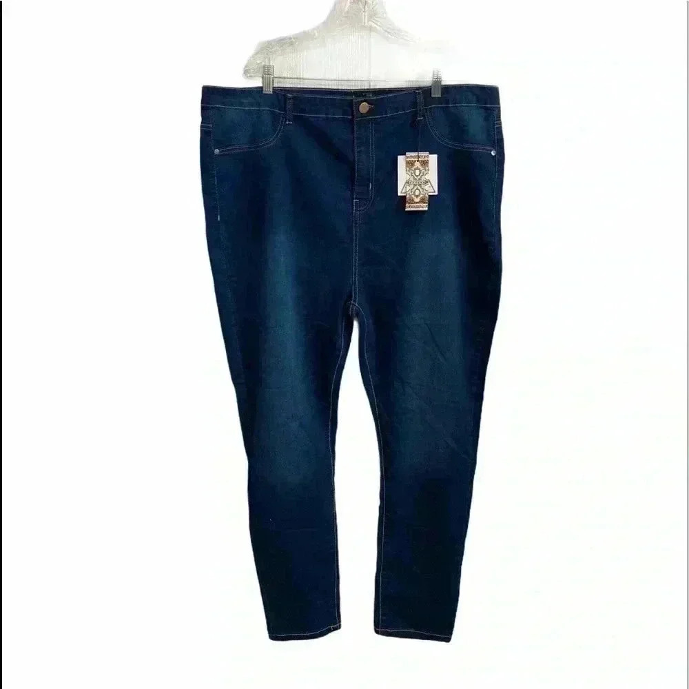 Boohoo New Blue Jeans Size 16